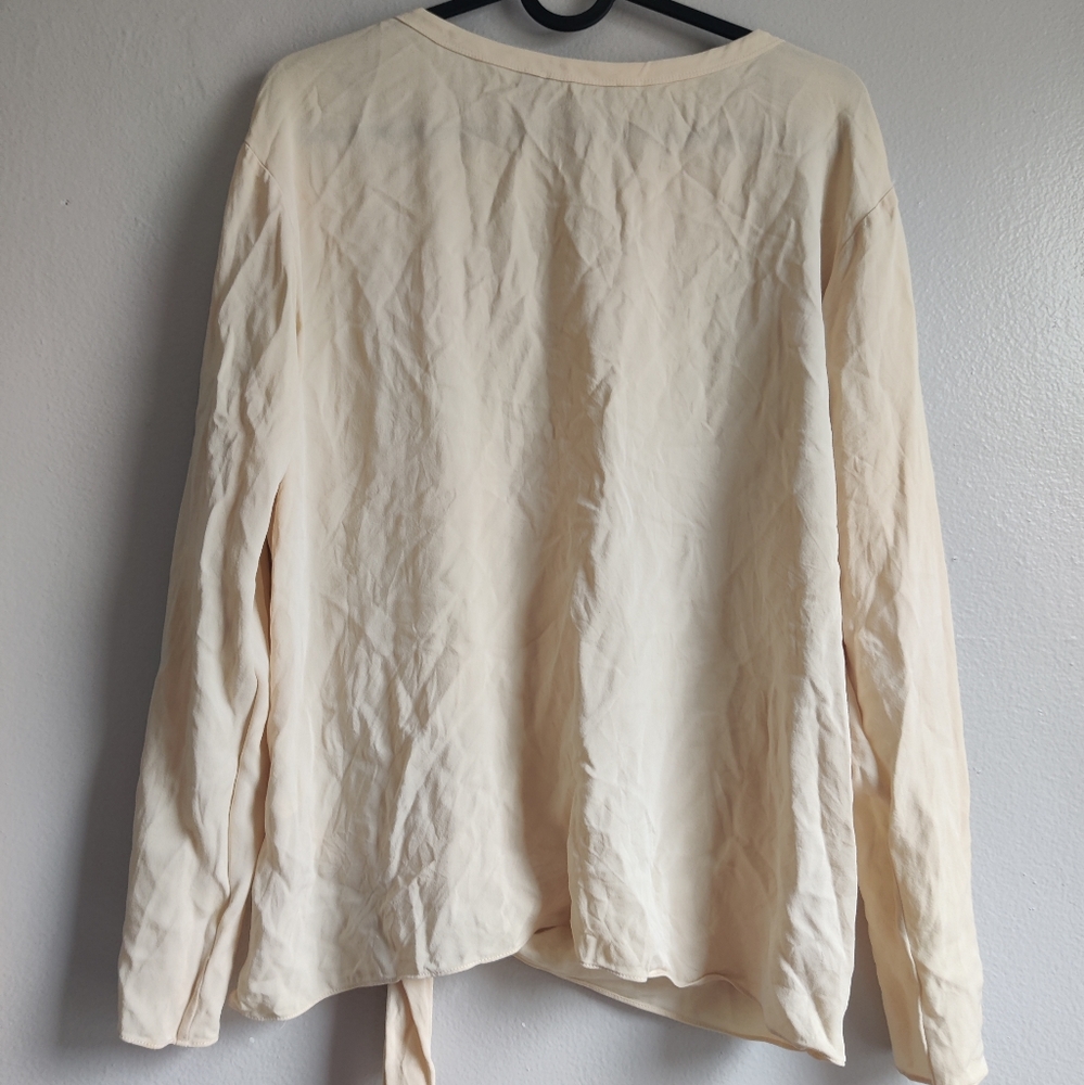 Theory Serah Silk Tie Blouse Cream - Picture 4 of 6